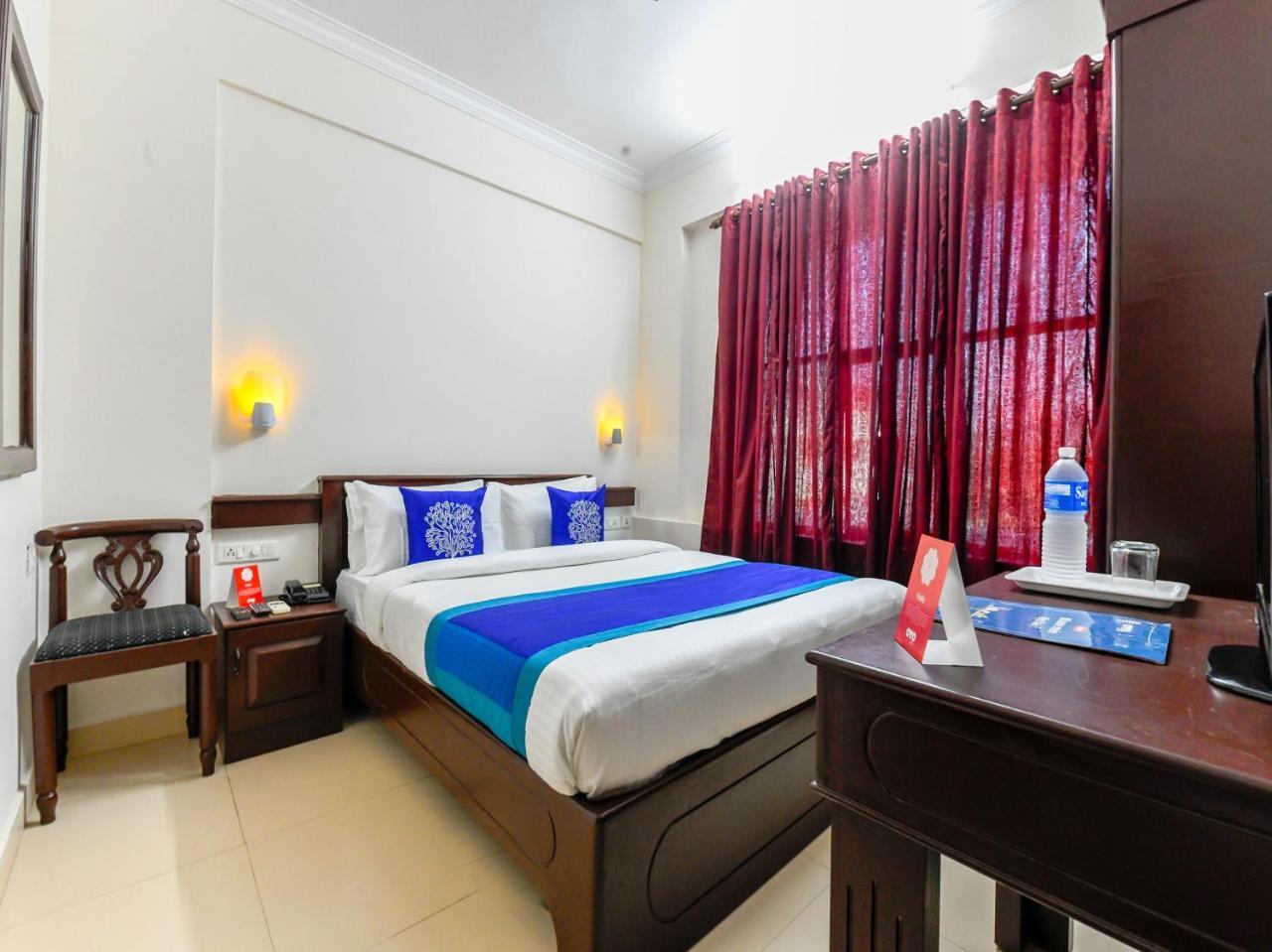 Oyo 11309 Hotel Green Land Residency Kochi Dış mekan fotoğraf
