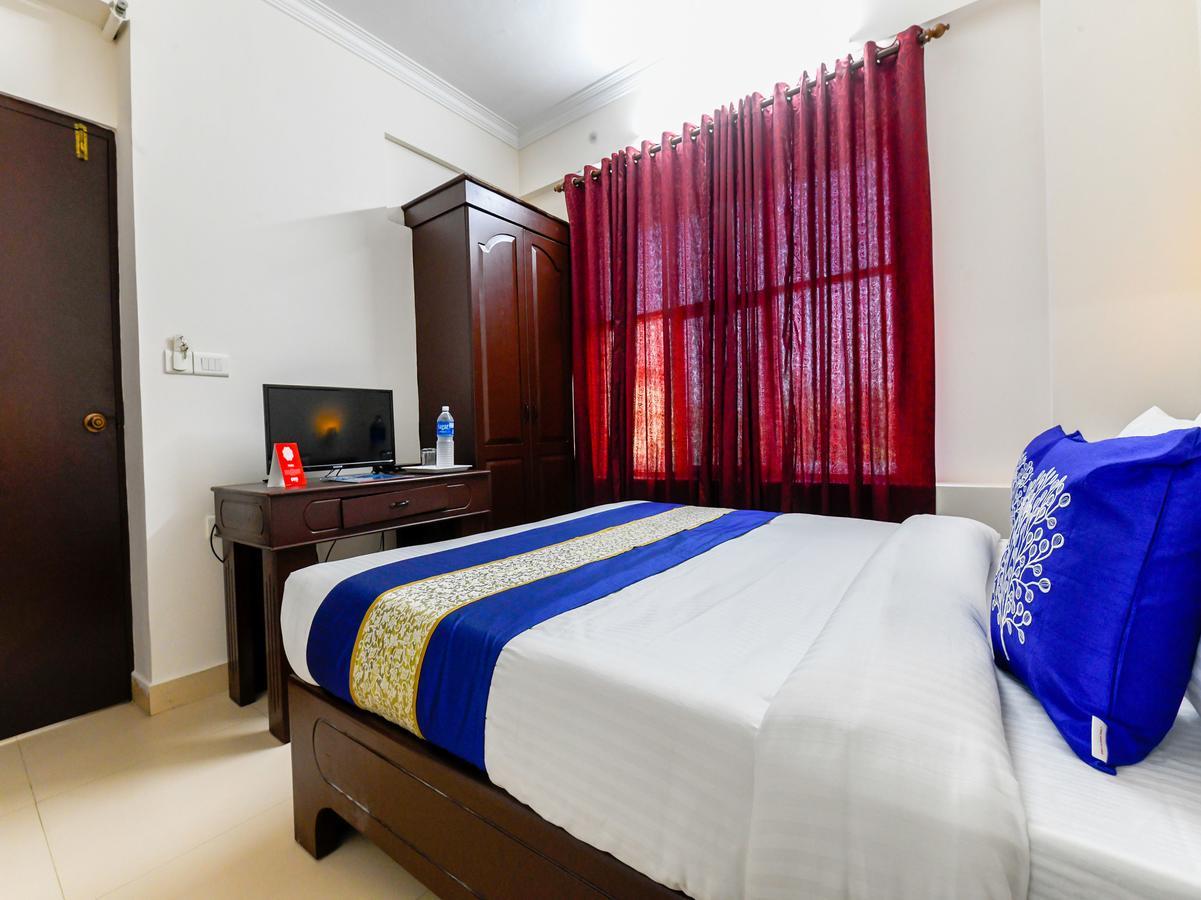 Oyo 11309 Hotel Green Land Residency Kochi Dış mekan fotoğraf