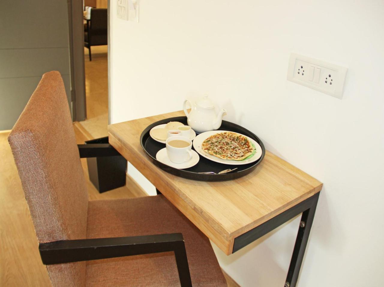 Oyo 11309 Hotel Green Land Residency Kochi Dış mekan fotoğraf