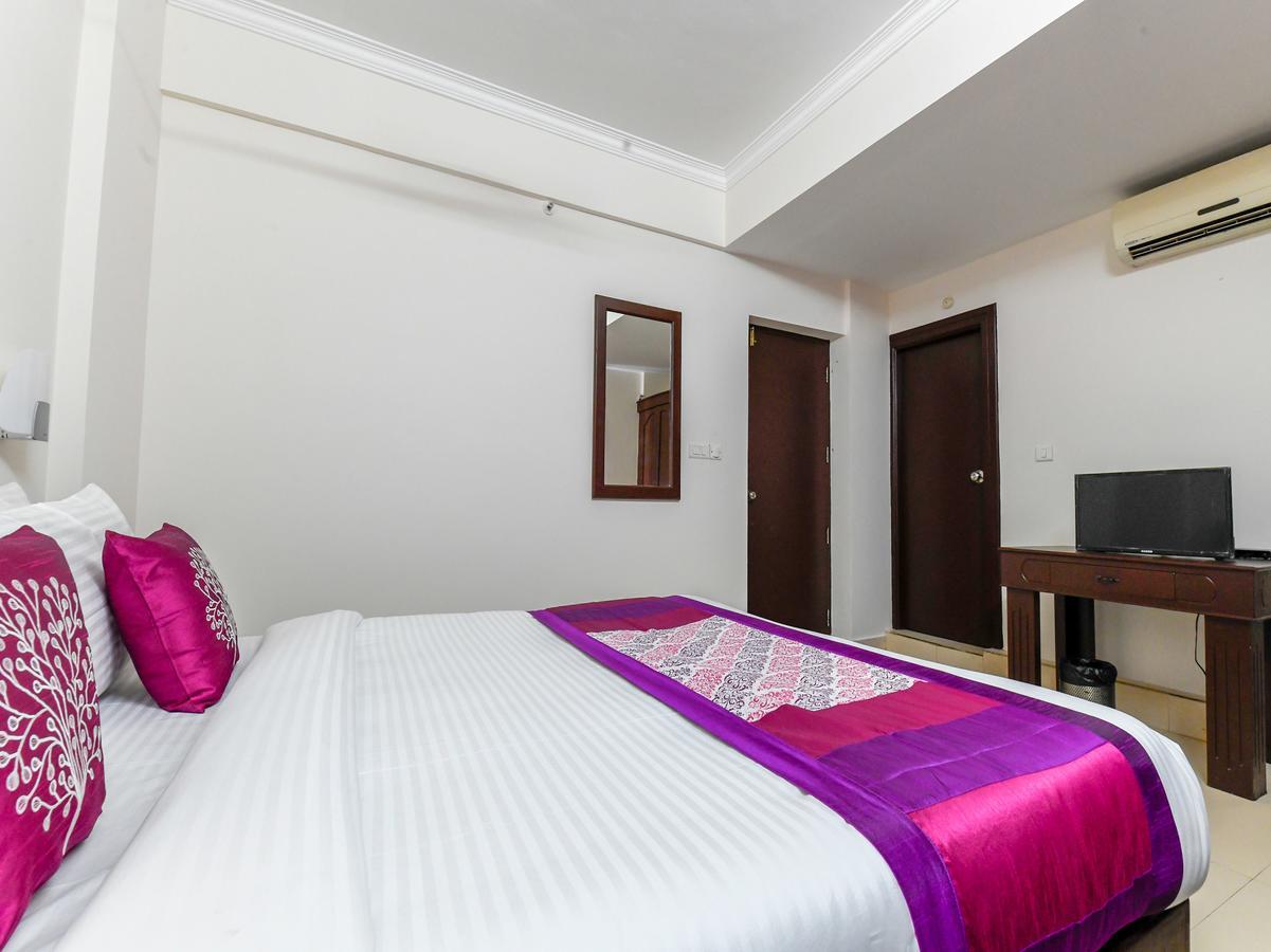 Oyo 11309 Hotel Green Land Residency Kochi Dış mekan fotoğraf